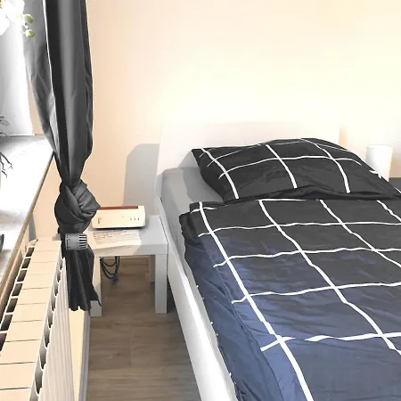 Appartement # Vaz Wu13 Fuer Monteure Kueche, Tv, Wlan, Parkplatz, Autobahnaehe *