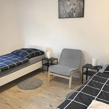 Appartement # Vaz Wu13 Fuer Monteure Kueche, Tv, Wlan, Parkplatz, Autobahnaehe